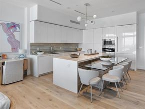 102 24th St PH1613, Miami Beach FL 33139