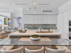 102 24th St PH1613, Miami Beach FL 33139