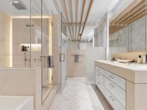 102 24th St PH1613, Miami Beach FL 33139