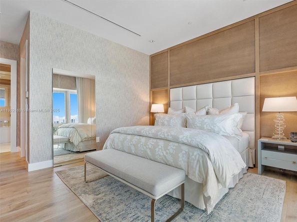 102 24th St PH1613, Miami Beach FL 33139