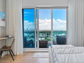 102 24th St PH1613, Miami Beach FL 33139