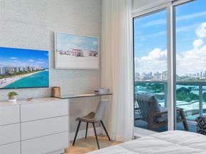 102 24th St PH1613, Miami Beach FL 33139