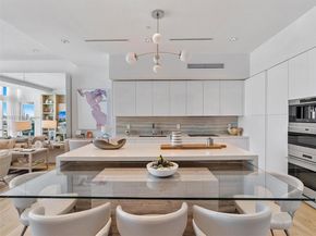 102 24th St PH1613, Miami Beach FL 33139