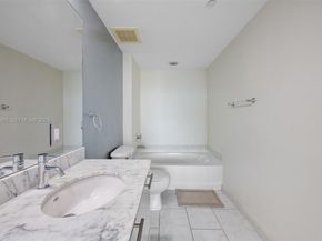 951 Brickell Ave 1806, Miami FL 33131