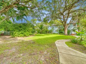 5640 SW 78th St 124C, Miami FL 33143