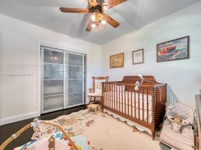 5640 SW 78th St 124C, Miami FL 33143