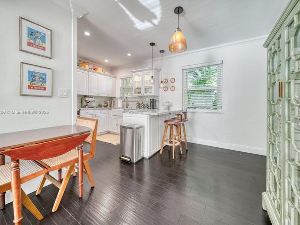 5640 SW 78th St 124C, Miami FL 33143