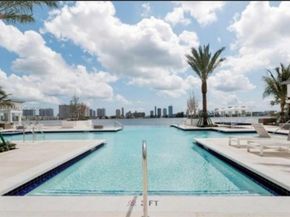 17111 Biscayne Blvd 909, North Miami Beach FL 33160