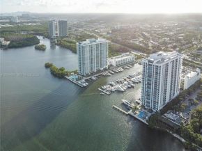 17111 Biscayne Blvd 909, North Miami Beach FL 33160