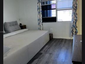 19754 NW 34th Ave, Miami Gardens FL 33056