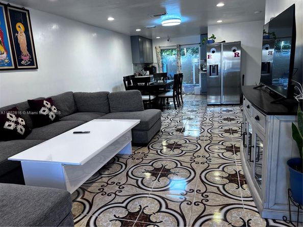 19754 NW 34th Ave, Miami Gardens FL 33056