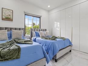 13067 SW 190th St, Miami FL 33177