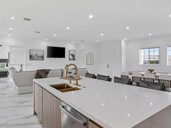 13067 SW 190th St, Miami FL 33177