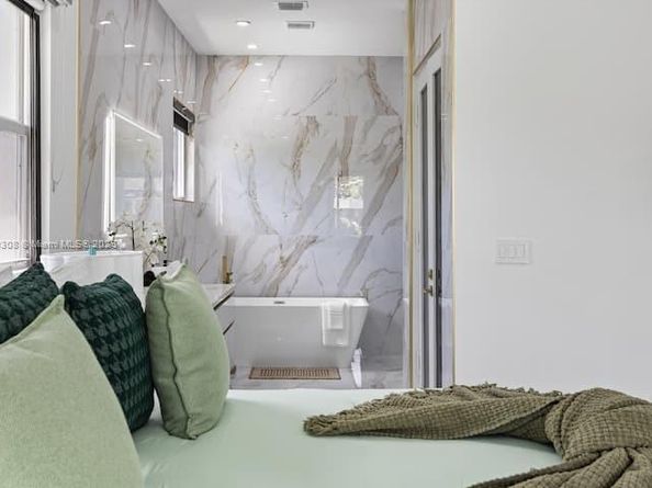 13067 SW 190th St, Miami FL 33177