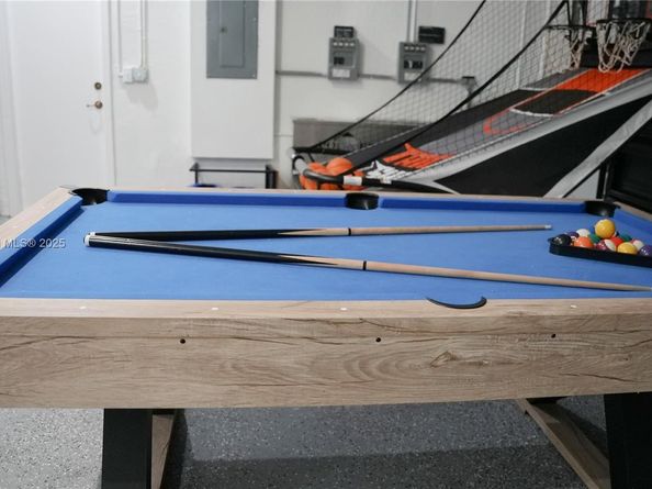 13067 SW 190th St, Miami FL 33177