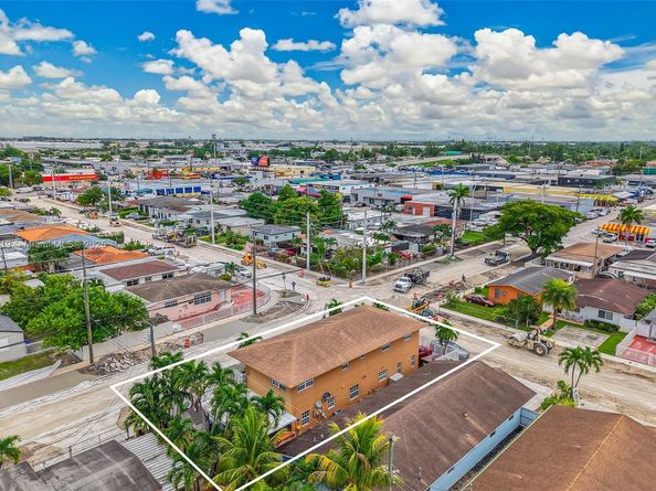 948 E 47th St, Hialeah FL 33013