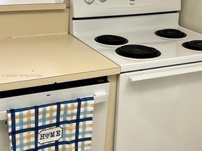 10431 N Kendall Dr D314, Miami FL 33176