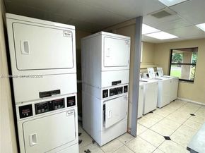 10431 N Kendall Dr D314, Miami FL 33176