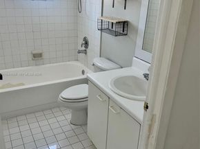 10431 N Kendall Dr D314, Miami FL 33176