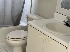 10431 N Kendall Dr D314, Miami FL 33176