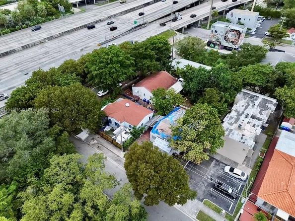 3413 NW 6th Ave, Miami FL 33127