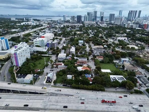 3413 NW 6th Ave, Miami FL 33127