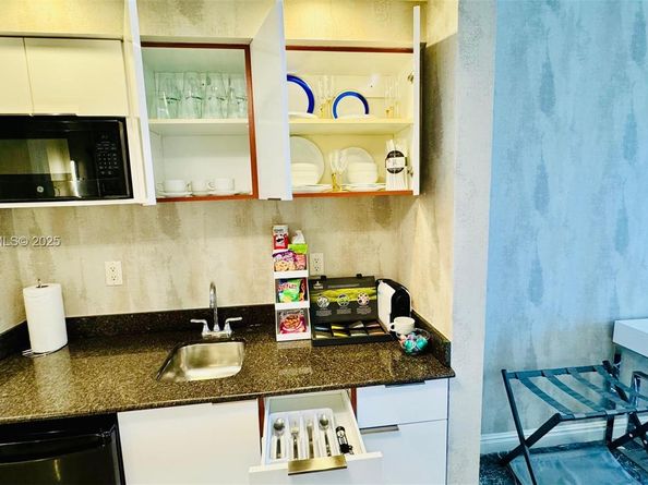 18001 Collins Ave 1110, Sunny Isles Beach FL 33160