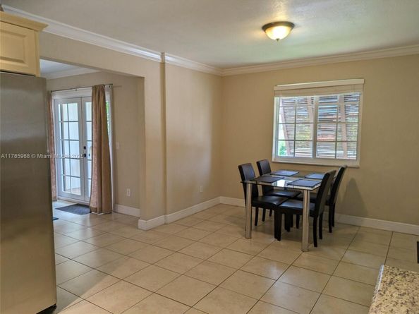 3609 S Le Jeune Rd, Coral Gables FL 33134