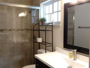 3609 S Le Jeune Rd, Coral Gables FL 33134