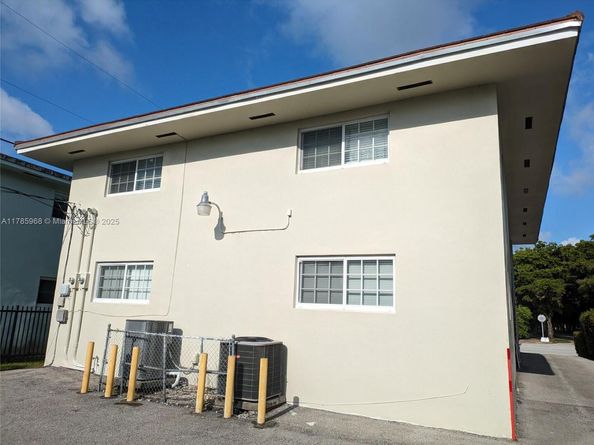 3609 S Le Jeune Rd, Coral Gables FL 33134