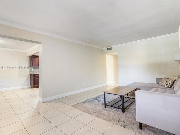 3609 S Le Jeune Rd, Coral Gables FL 33134