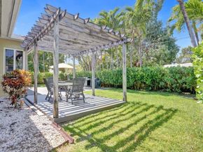 825 NE 98th St, Miami Shores FL 33138