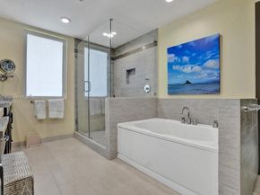 346 N Elm St A10, Hollywood FL 33019