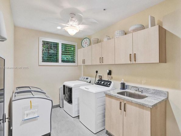 346 N Elm St A10, Hollywood FL 33019