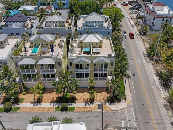 346 N Elm St A10, Hollywood FL 33019