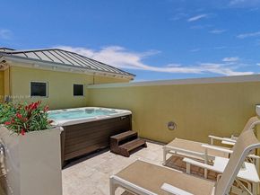346 N Elm St A10, Hollywood FL 33019