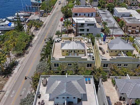 346 N Elm St A10, Hollywood FL 33019