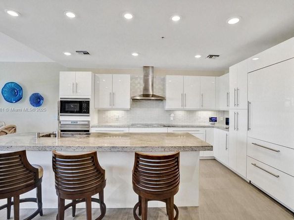 346 N Elm St A10, Hollywood FL 33019