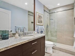 346 N Elm St A10, Hollywood FL 33019
