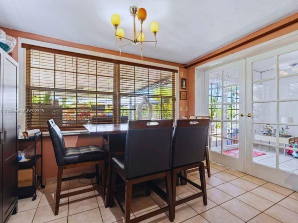 8571 SW 30th St, Miami FL 33155
