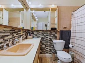 8571 SW 30th St, Miami FL 33155
