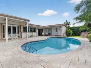 20610 NE 22nd Ct, Miami FL 33180