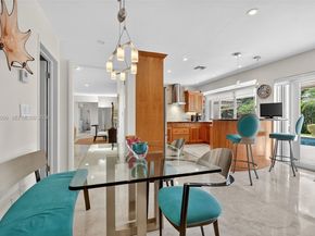 20610 NE 22nd Ct, Miami FL 33180