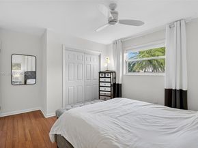 20610 NE 22nd Ct, Miami FL 33180