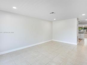 3241 NE 17th Ave, Oakland Park FL 33334