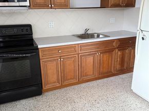 6750 SW 21st St, Miami FL 33155