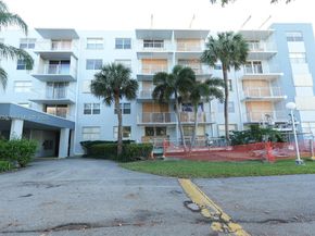 500 Executive Center Dr 1J, West Palm Beach FL 33401
