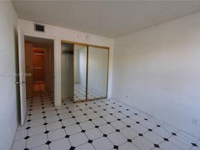 500 Executive Center Dr 1J, West Palm Beach FL 33401