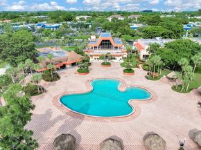 3150 Holiday Springs Blvd 8305, Margate FL 33063