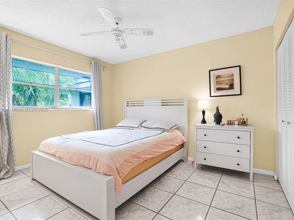 3150 Holiday Springs Blvd 8305, Margate FL 33063